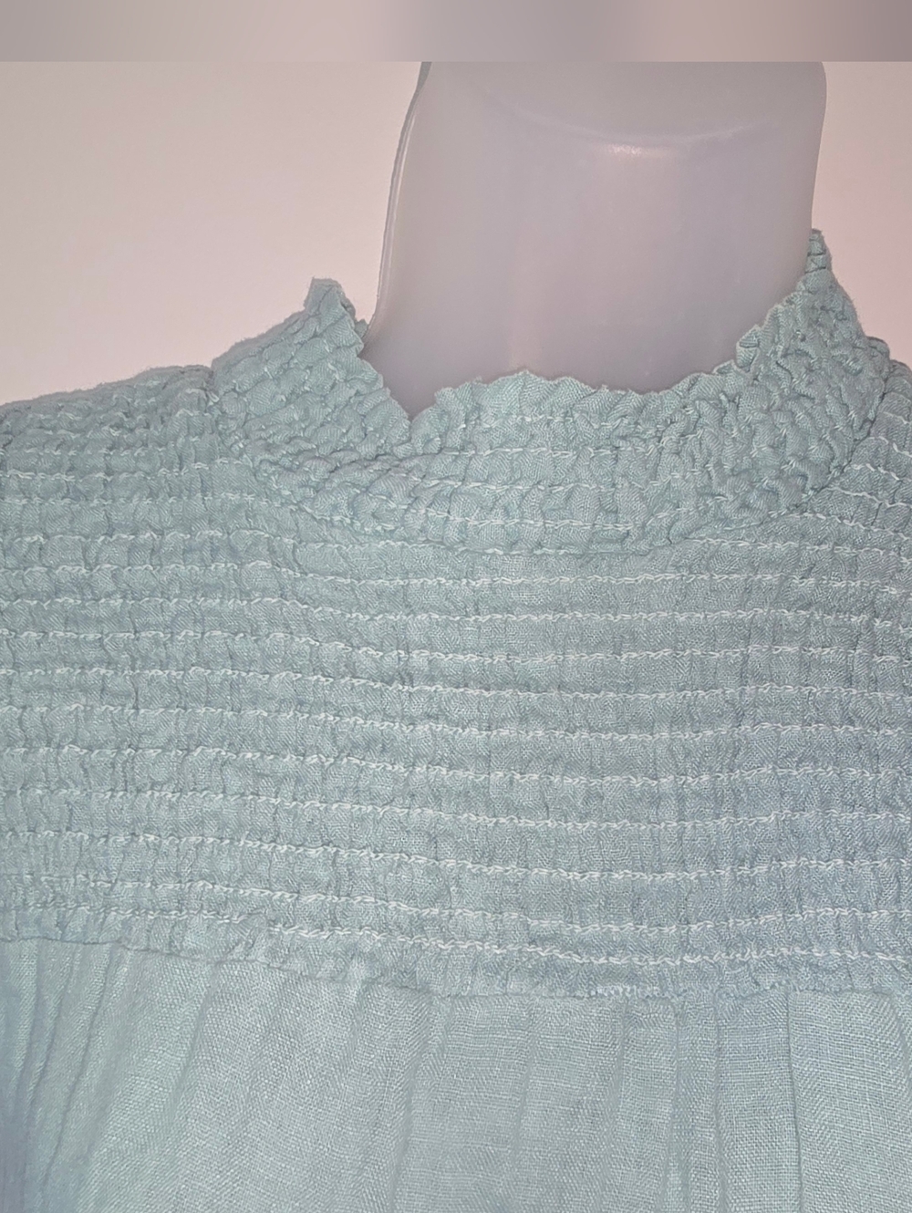Cloth & Stone Sage Green Smocked Sleeveless Top - Womens Size XLG - Picture 2 of 9